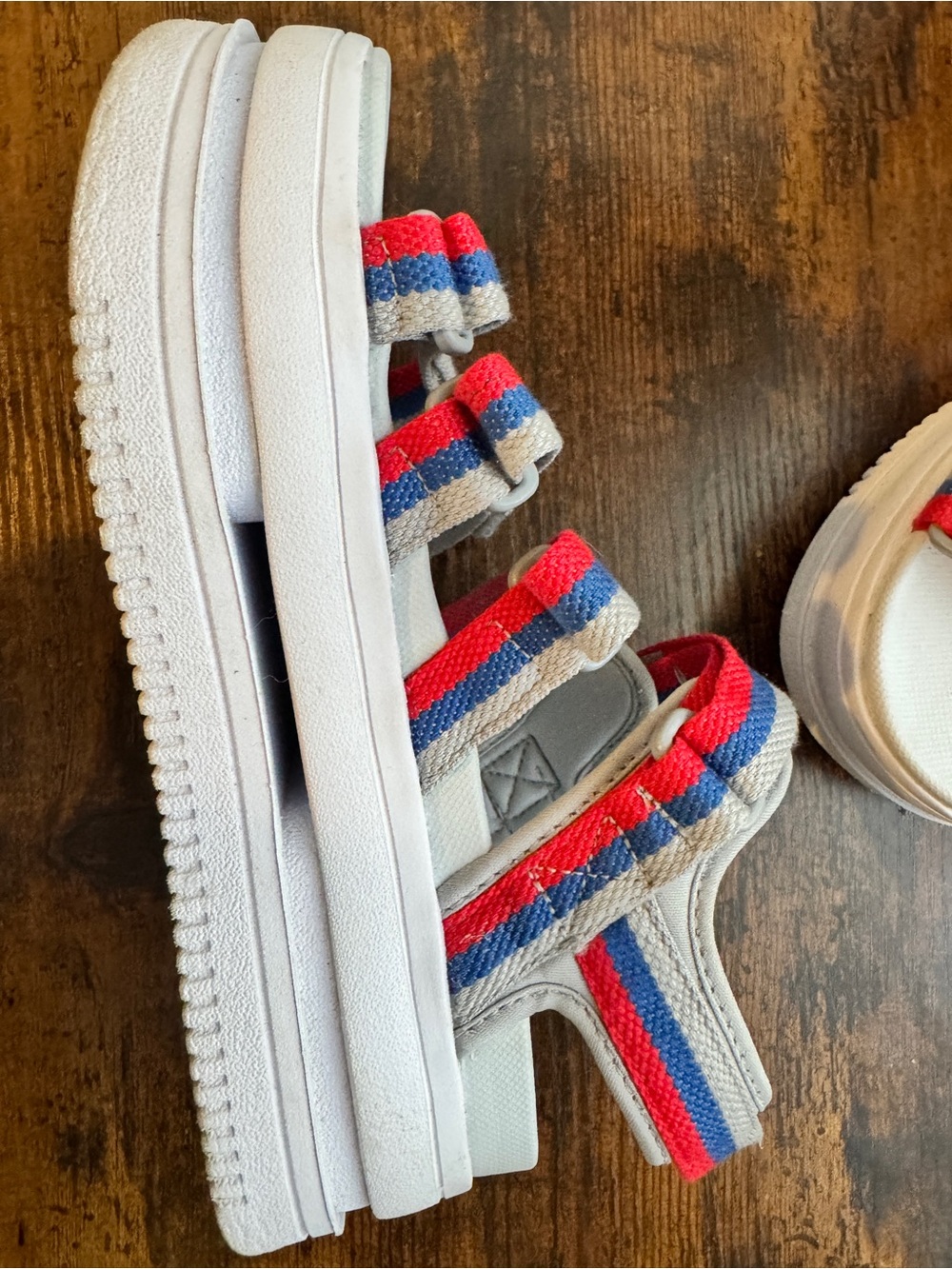 Nike White Platform Sandals with Red, Grey, and Blue Straps - Picture 5 of 7